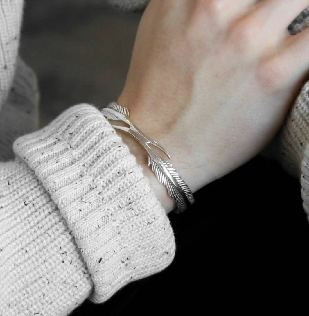 Zyan Gems | Unique Adjustable Feather Style Bangle/kadaa/Handcuff for Men & Boys | Sterling Silver Bracelet