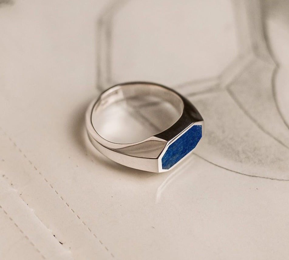 Zyan Gems | Elegant Signet Ring with Natural Lapis Lazuli | Sterling Silver Ring