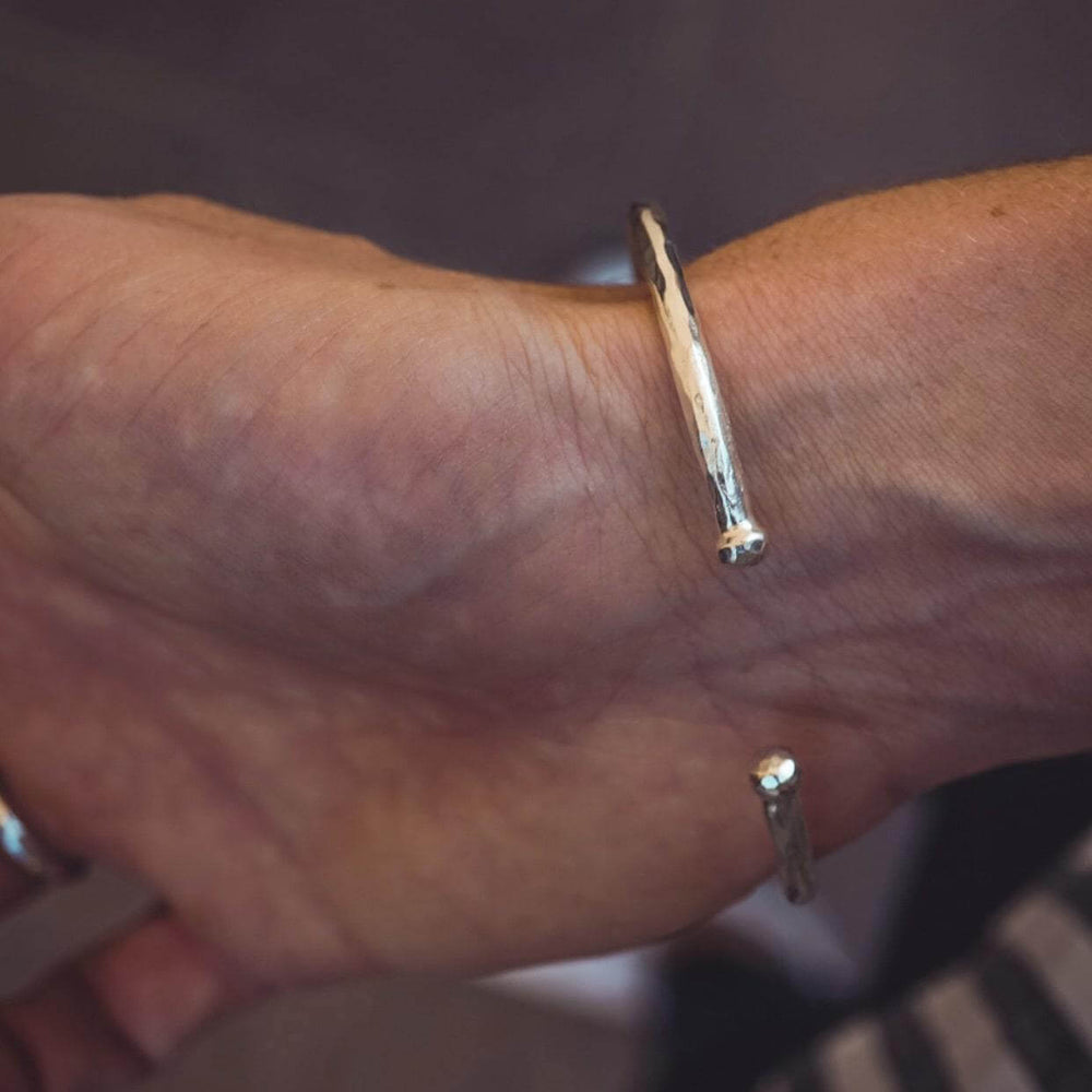 Zyan Gems | Adjustable Hammered Style Bangle/kadaa/Handcuff for Men & Boys | Sterling Silver Bracelet