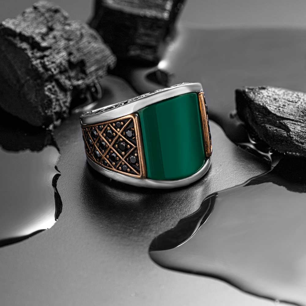 Zyan Gems | Unique Designed Turkish Style Curved Ring with Green Onyx  |  Sterling Silver Gold Plated Ring