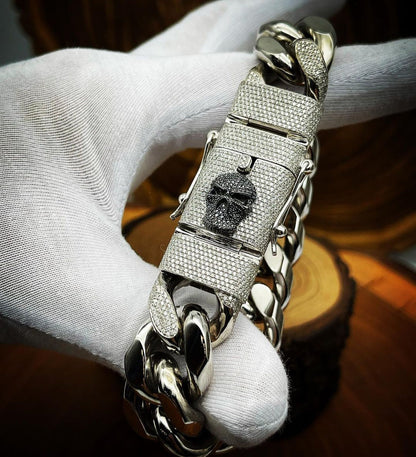 Zyan Gems | Unique 19mm High Polished Solid Miami Cuban Bracelet with Iced Skull Lock for Men |  Sterling Silver Bracelet