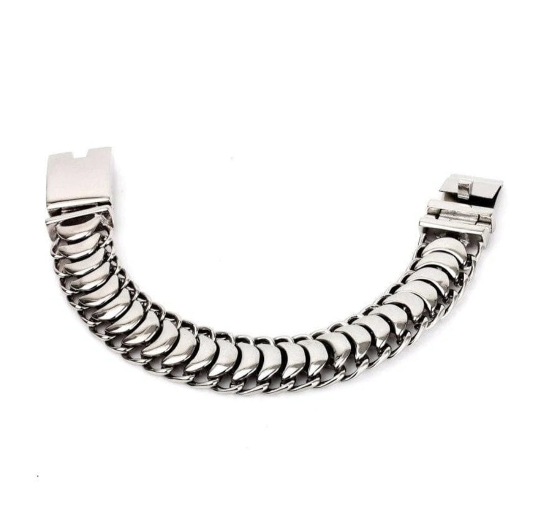 Zyan Gems | Unique Link Designed High Polished Bracelet for Men |  Sterling Silver Bracelet