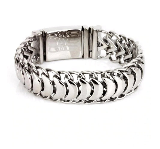 Zyan Gems | Unique Link Designed High Polished Bracelet for Men |  Sterling Silver Bracelet