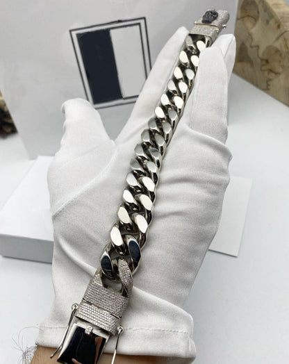 Zyan Gems | Unique 19mm High Polished Solid Miami Cuban Bracelet with Iced Skull Lock for Men |  Sterling Silver Bracelet