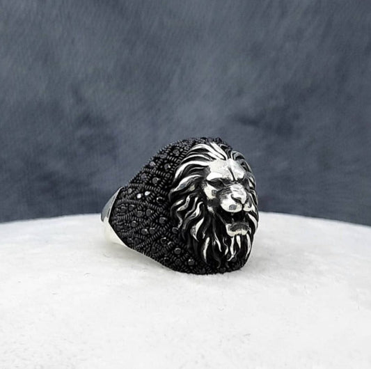 Zyan Gems | Unique Turkish Style Oxidized Silver Lion Ring with Black Zircon|  Sterling Silver Oxidized Ring