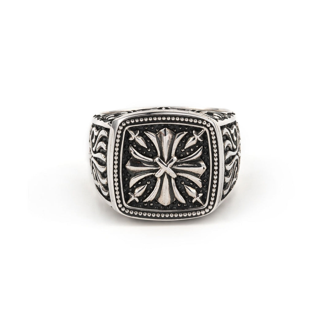 Zyan Gems | Exclusive Cross Vintage Byzantine Style Signet Ring for Men, Oxidized Sterling Silver  Ring | Jewellery for Men