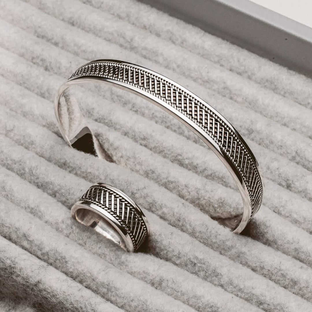 Zyan Gems | Unique Style Oxidized Sterling Silver Bangle/kadaa/Handcuff for Men & Boys |  Sterling Silver Bracelet