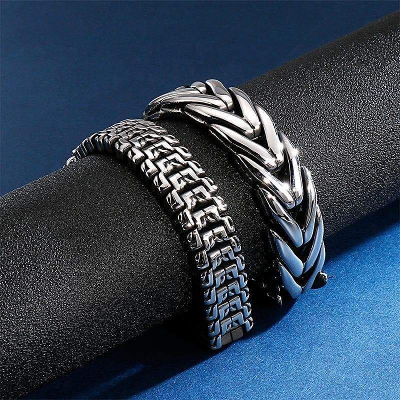 Zyan Gems | Unique Silver Arrow Oxidized Bracelet for Men |  Sterling Silver Bracelet