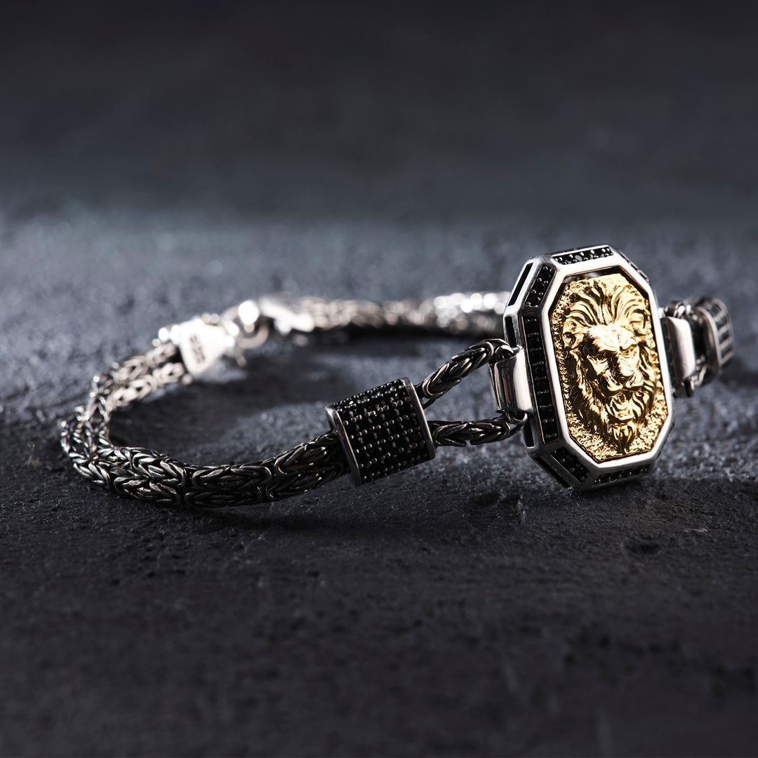 Zyan Gems | Unique Oxidized Lion Bracelet for Men |  Sterling Silver Bracelet
