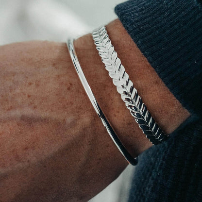Zyan Gems | Adjustable Leaf Style Bangle/kadaa/Handcuff for Men & Boys |  Sterling Silver Bracelet