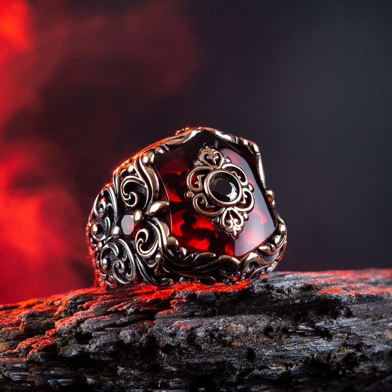 Unique Turkish Style Ring with 8.5 Ct Natural Hessonite (Gomed)|  Sterling Silver Oxidized Ring