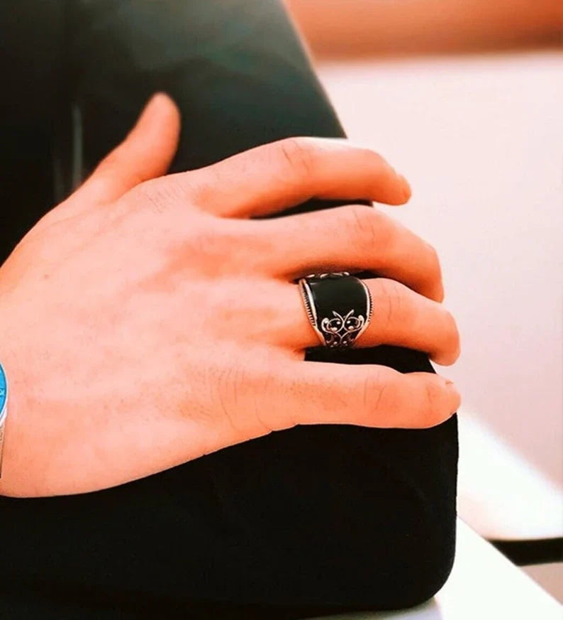 Zyan Gems | Unique Designed Turkish Style Curved Ring with Natural Black Onyx |  Sterling Silver Ring