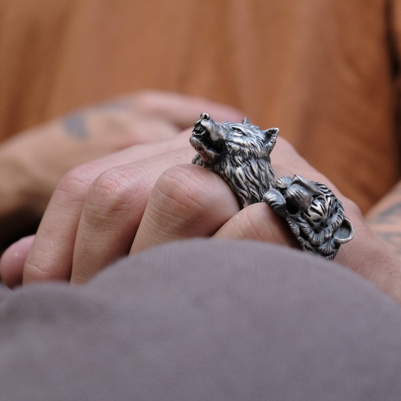 Zyan Gems | Unique Designed Wolf Face Ring |  Sterling Silver Oxidized Ring