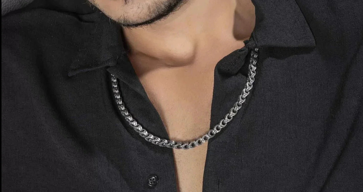 Zyan Gems | Unique Hand Engraved Cylindrical Oxidized Chain |  Sterling Silver Chain