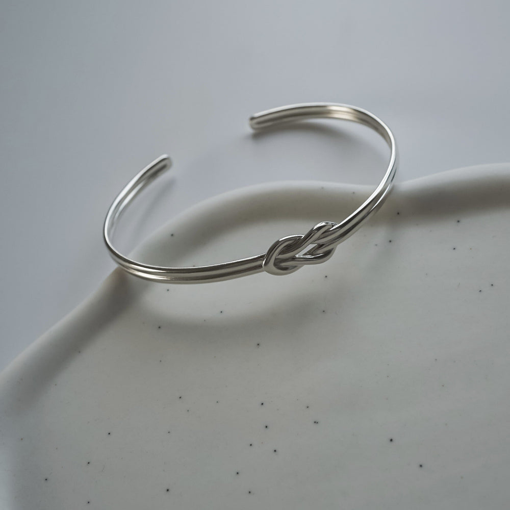 Zyan Gems | Adjustable Unique Knot Designed Bangle/kadaa/Handcuff for Men & Boys |  Sterling Silver Bracelet